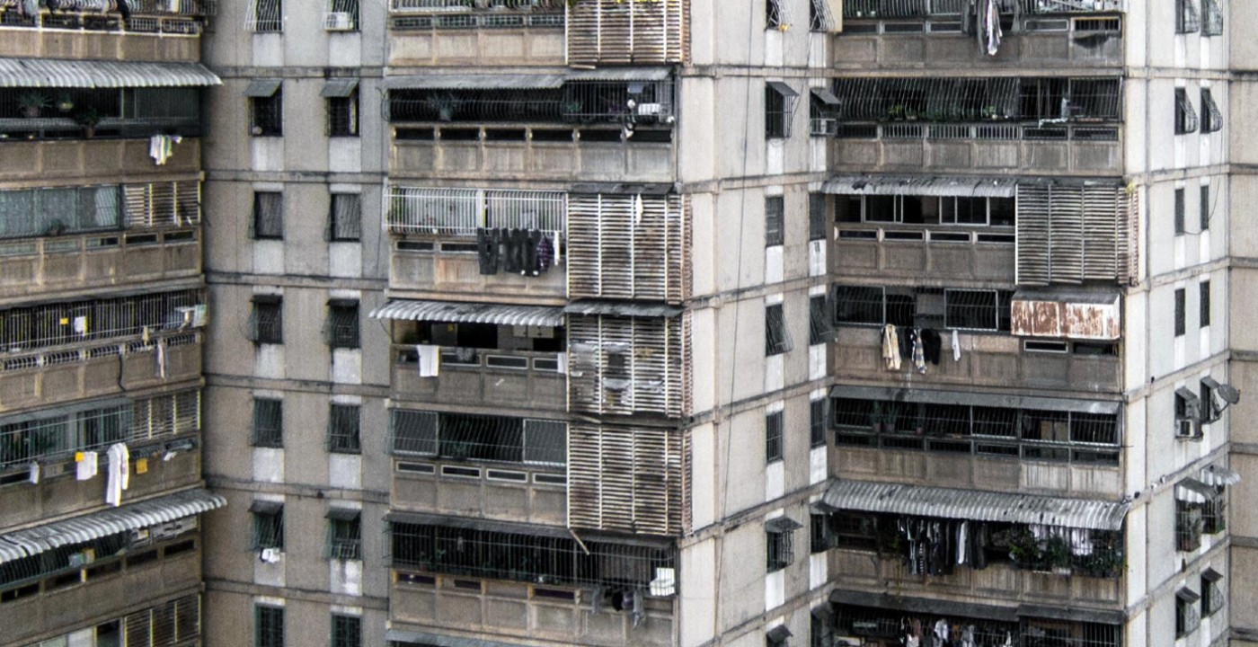 Visita al edificio de Natalia y Gabriel