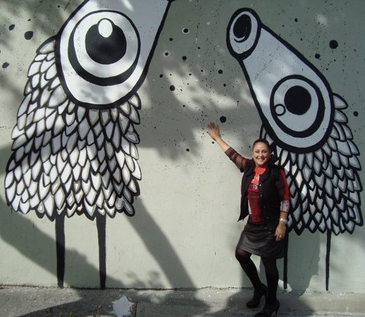 Paredes de Wynwood - Mural artista de Hardcore Julie López