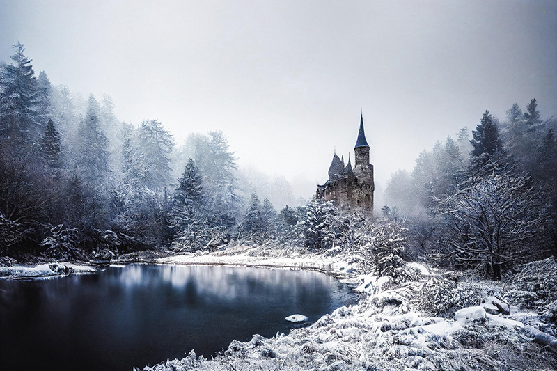castle-7555151_1920 copia