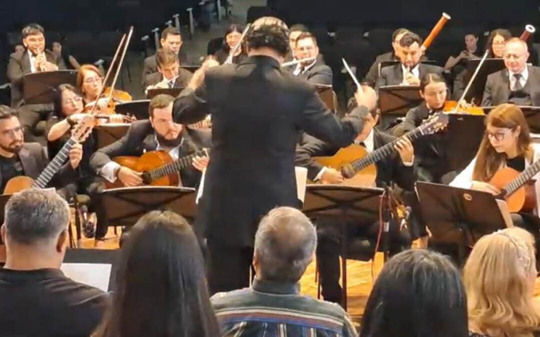 Orquesta Sinfónica de cámara “Simón Bolívar” con obras de Elvis Joan Suarez