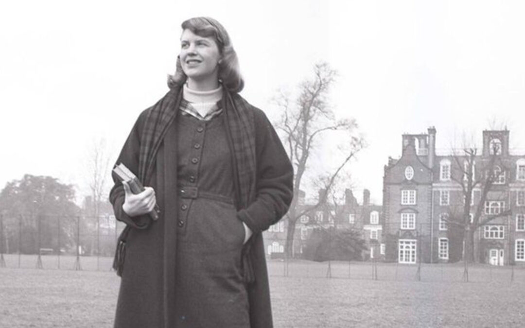 Sylvia Plath: Unas reflexiones sobre el dolor y la búsqueda de la identidad