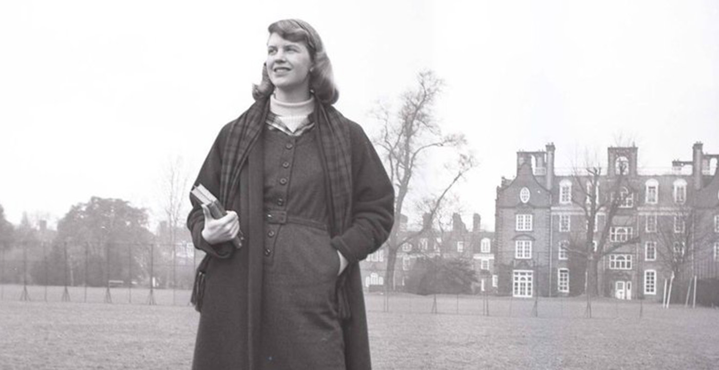 Sylvia Plath: Unas reflexiones sobre el dolor y la búsqueda de la identidad