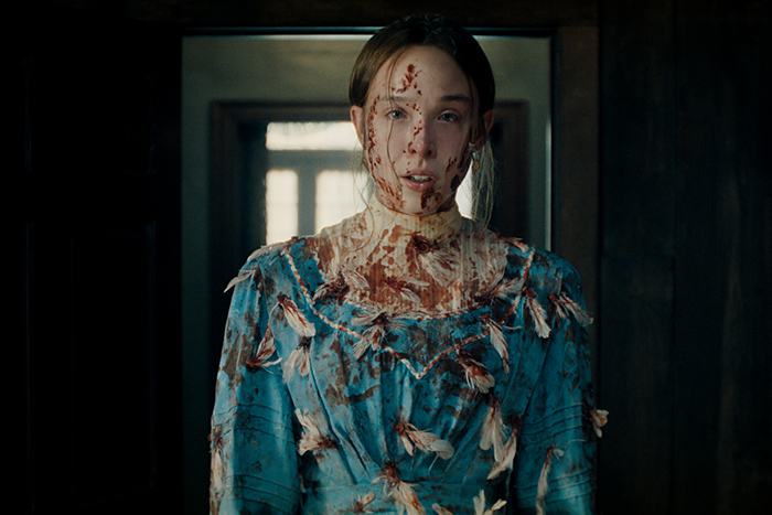 Monster__The_Lizzie_Borden_Story_n_S1_E2_00_37_26_19R copia